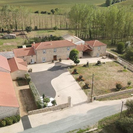 Le Logis Du Chateau Hotel Vieillevigne Buitenkant foto